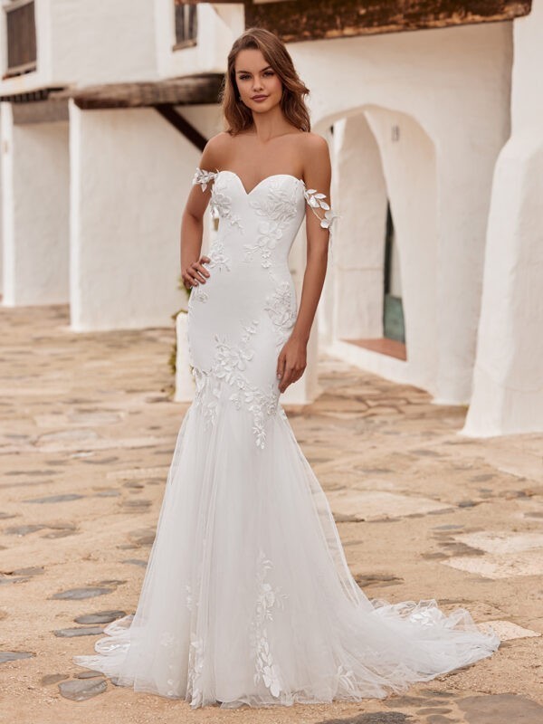 Love by Enzoani Dixie