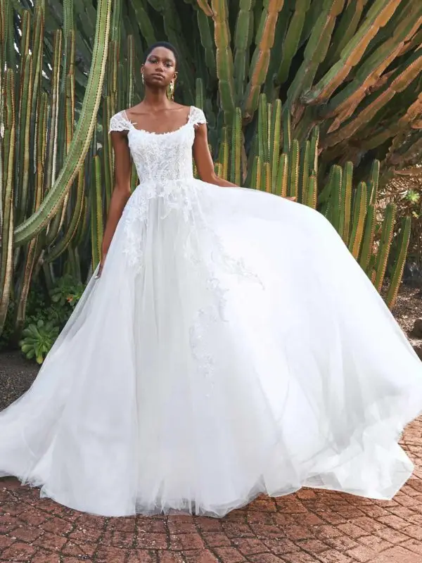 Pronovias Bromo