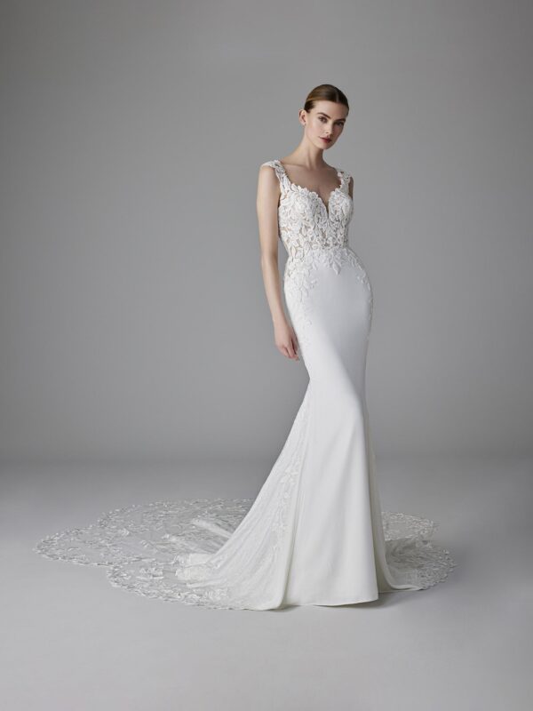 Pronovias Dion